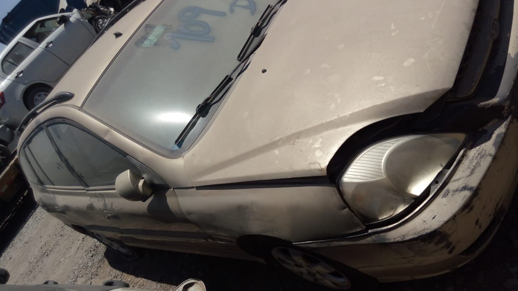  Kia RIO 2004    EN DESARME